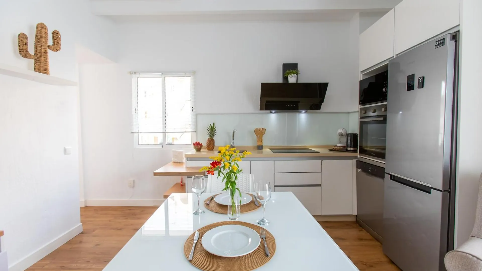 Boutique Rooms Playa Burriana Нерха Испания