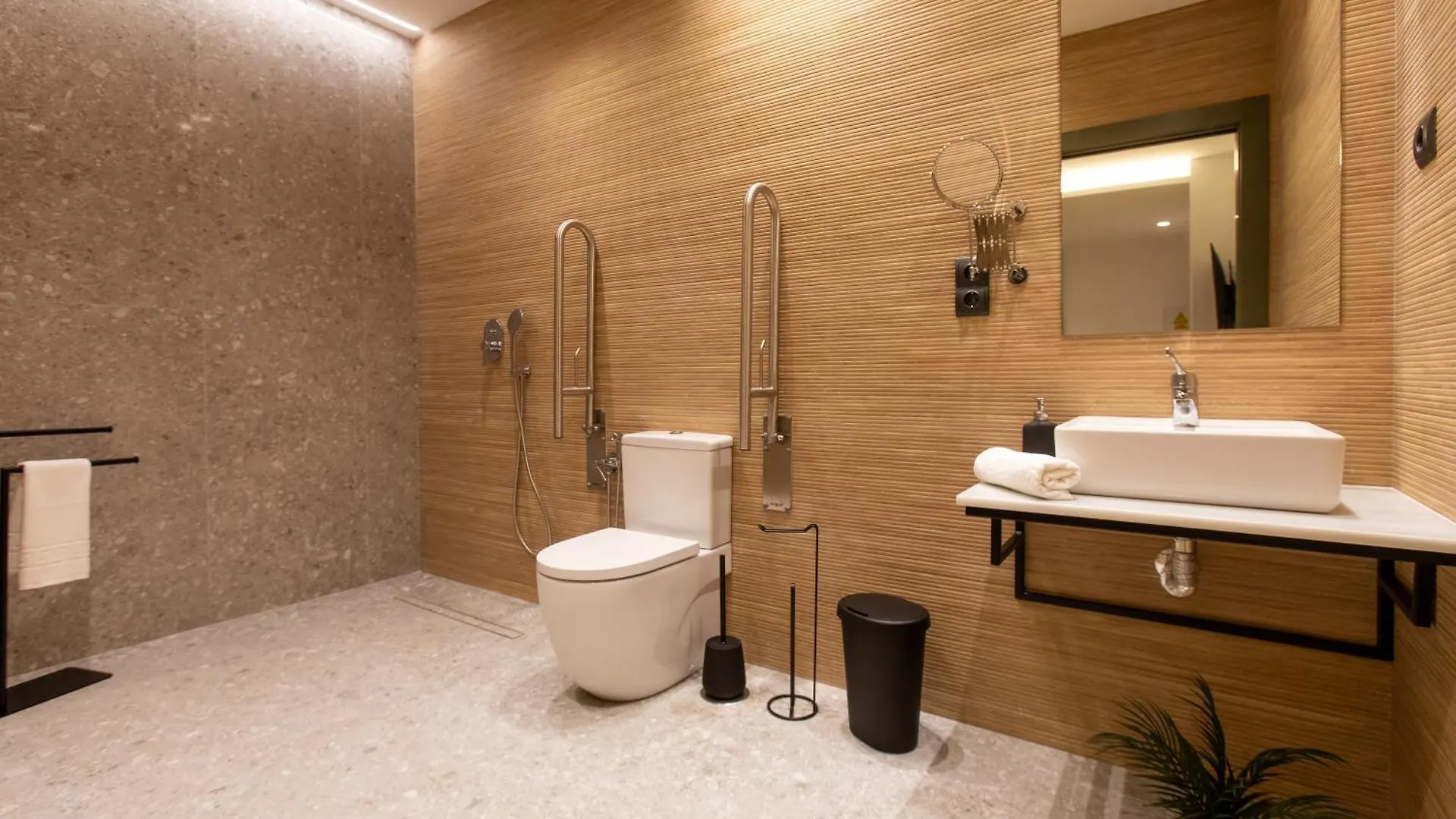Boutique Rooms Playa Burriana Нерха
