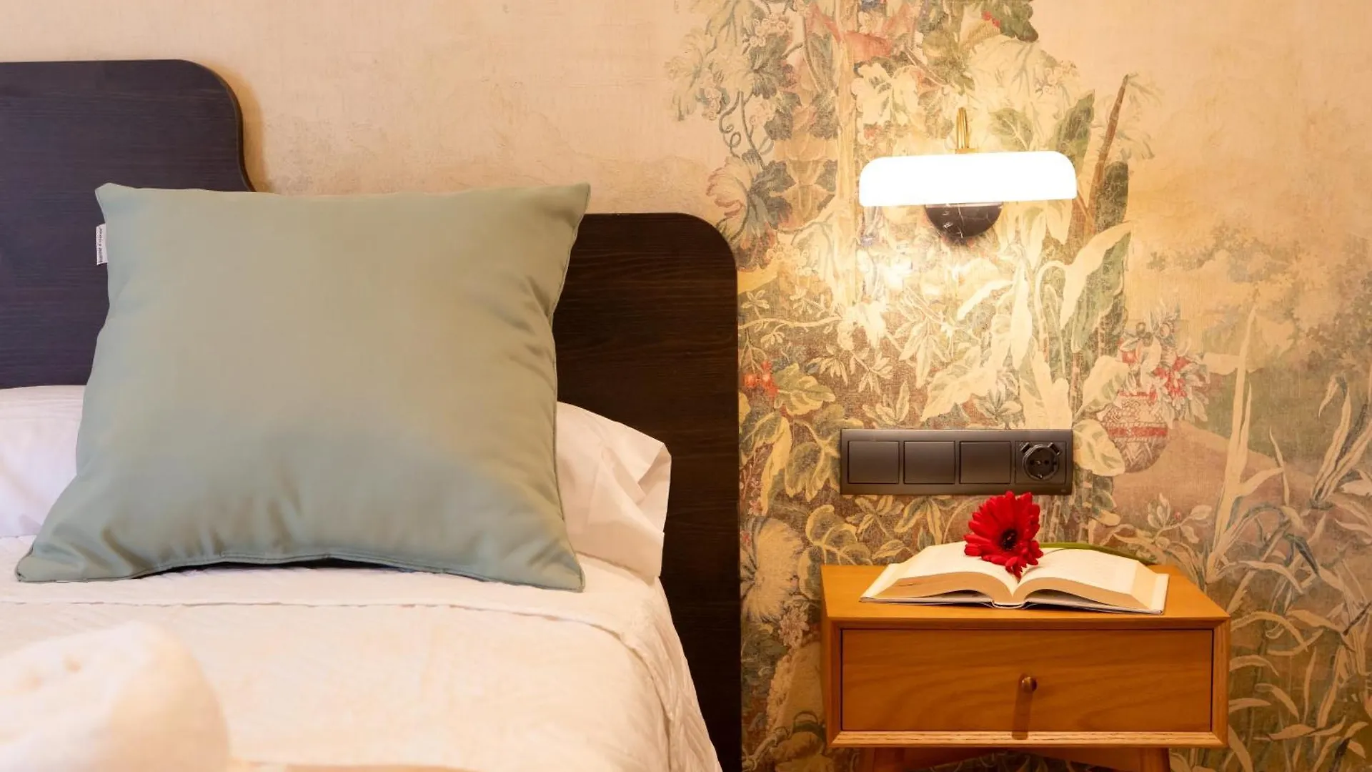 Boutique Rooms Playa Burriana Нерха 0*,