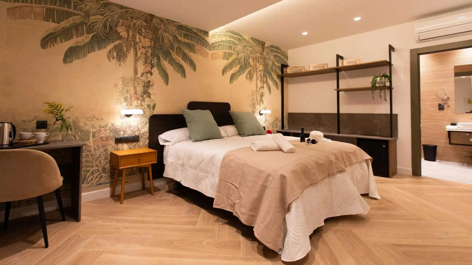 Boutique Rooms Playa Burriana Нерха Гостевой дом