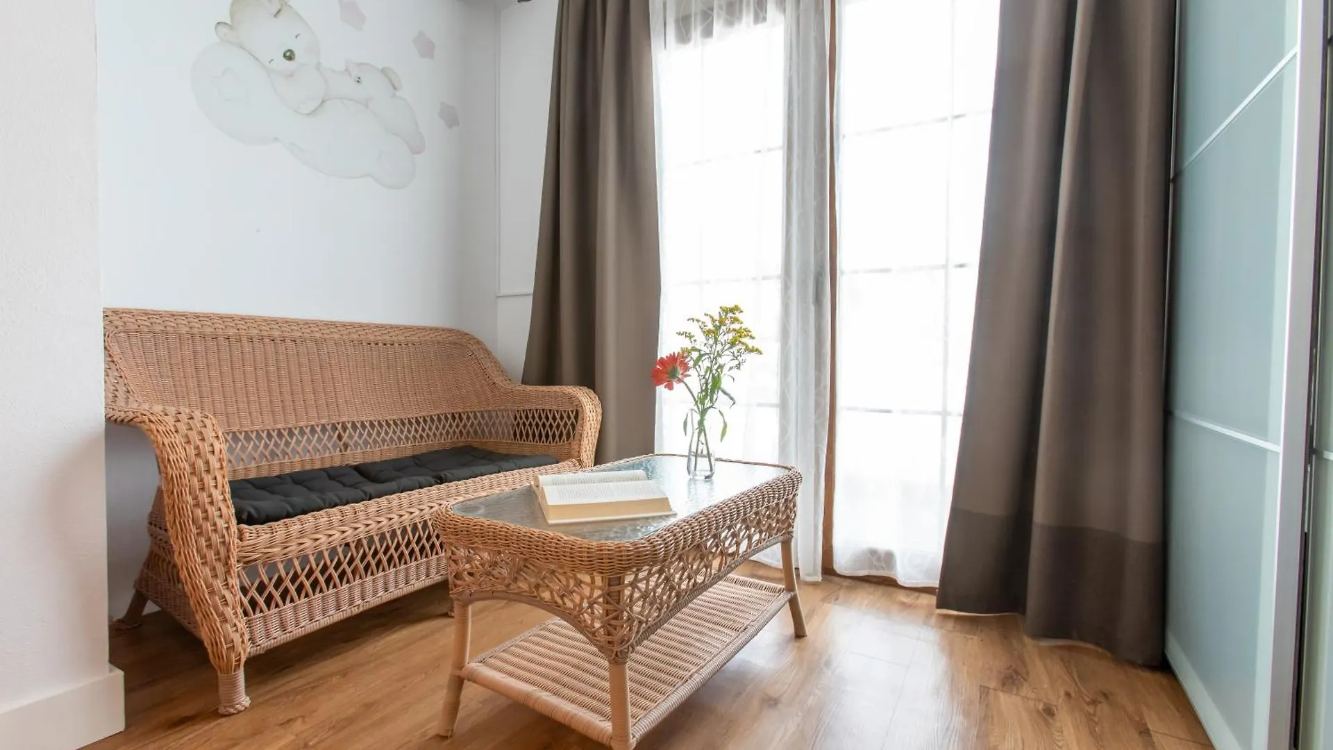 Boutique Rooms Playa Burriana Нерха