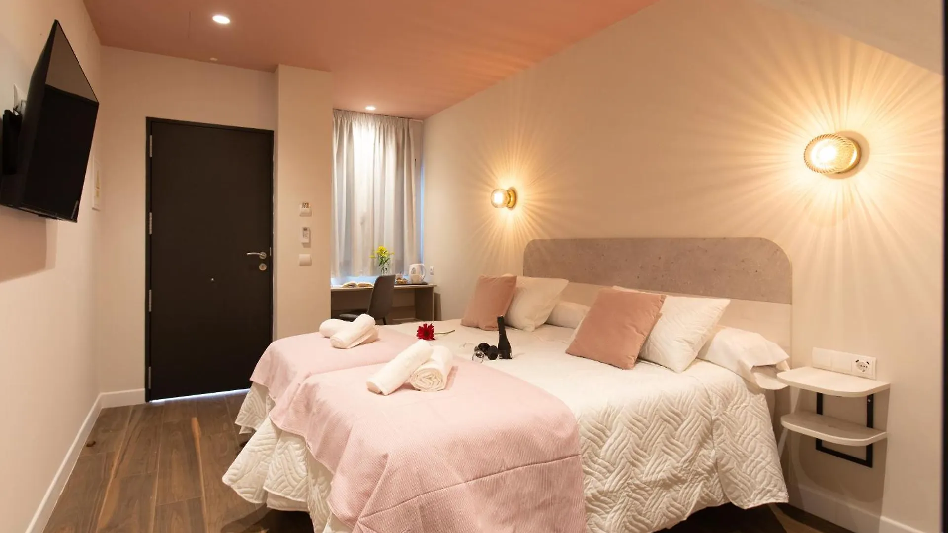 Гостевой дом Boutique Rooms Playa Burriana Нерха Испания